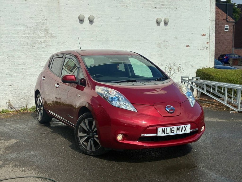 Nissan Leaf 80Kw Acenta 30Kwh Hatchback Red #1