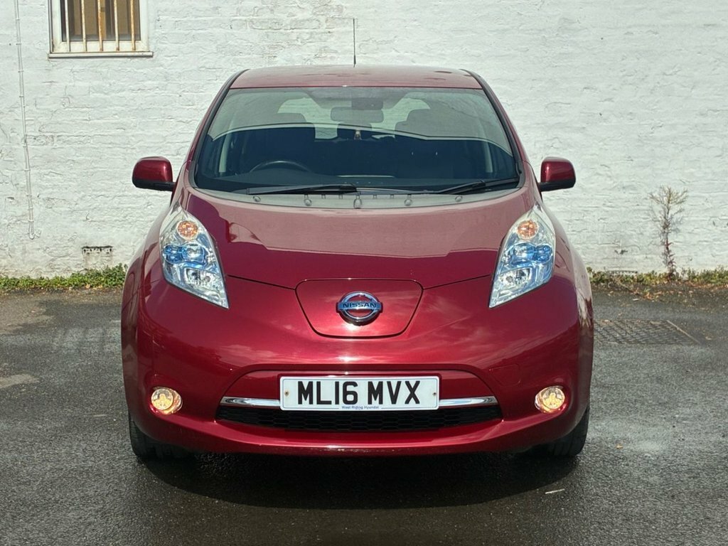 Nissan Leaf 80Kw Acenta 30Kwh Hatchback Red #3