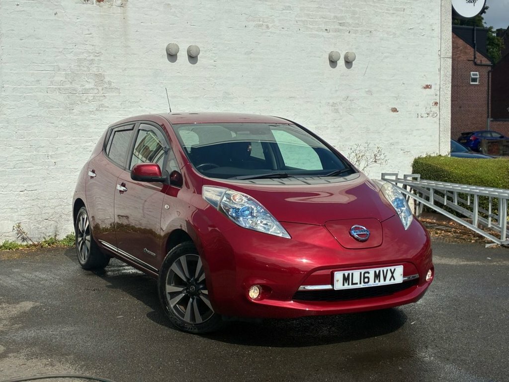 Nissan Leaf 80Kw Acenta 30Kwh Hatchback Red #2