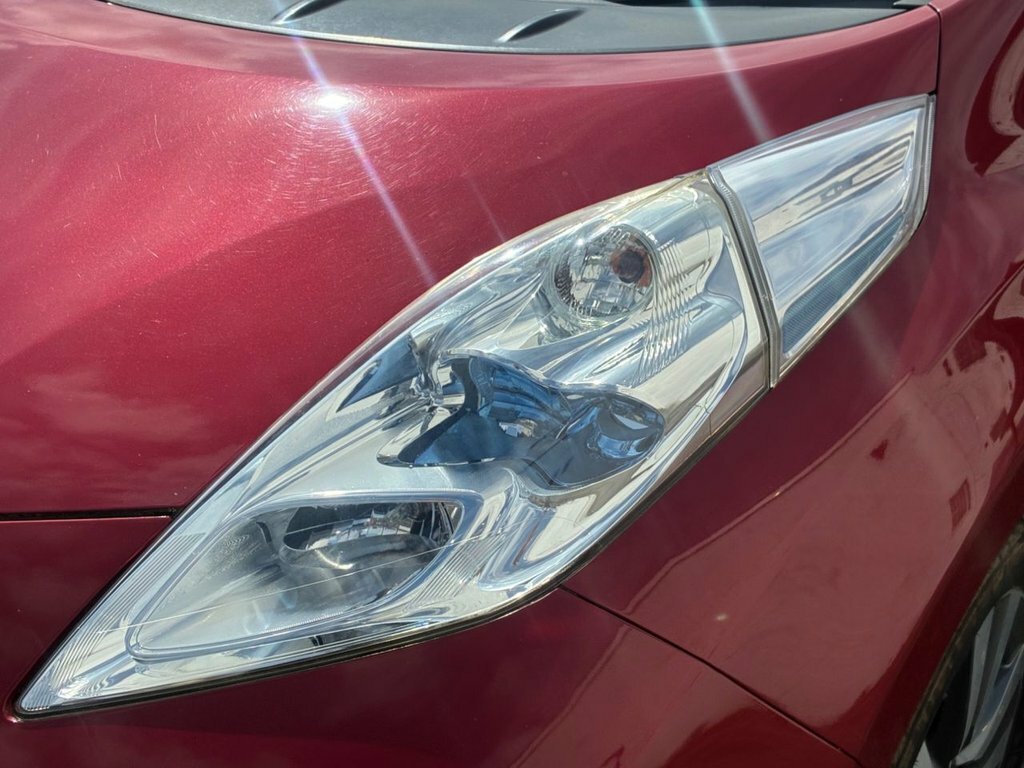 Nissan Leaf 80Kw Acenta 30Kwh Hatchback Red #28