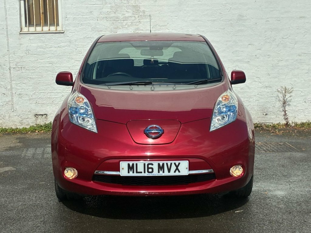 Nissan Leaf 80Kw Acenta 30Kwh Hatchback Red #6