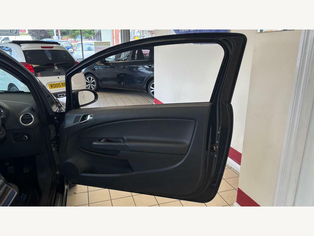 Vauxhall Corsa 1.4 16V Se Hatchback Euro 5 100 P Orange #8