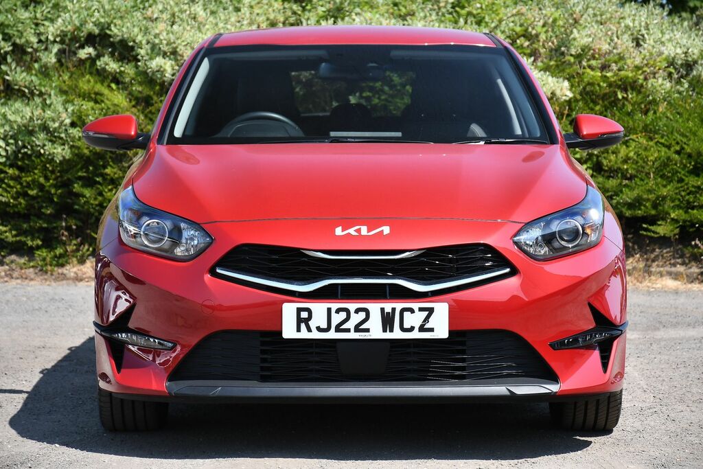 Kia Ceed 1.5 T-gdi 3 Hatchback Euro 6 S  #2