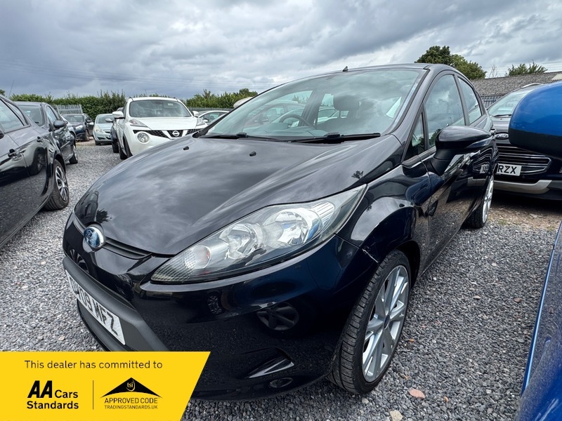 Ford Fiesta Style Hatchback 133 Gkm, 81 Bh Silver #1