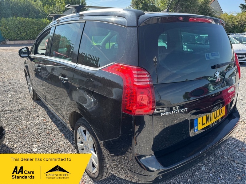 Peugeot 5008 1.6 Hdi Exclusive Euro 5 Grey #4