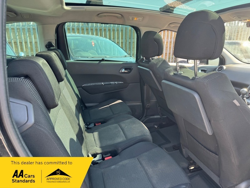 Peugeot 5008 1.6 Hdi Exclusive Euro 5 Grey #6