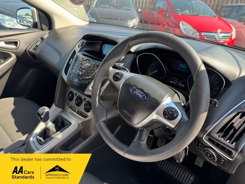 Ford Focus Edge Tdci HX64BZT White #5