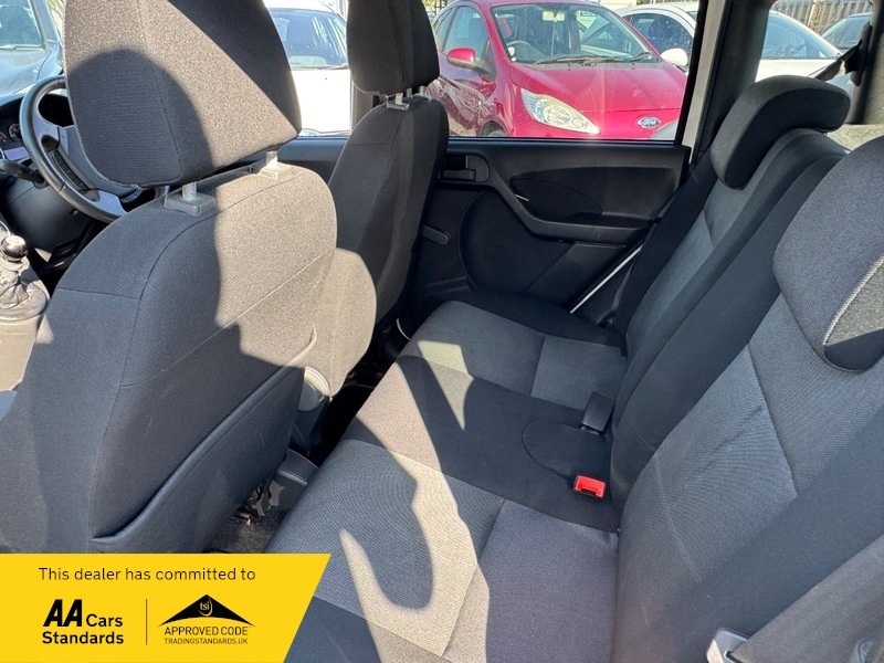 Fiat Panda Hatchback Yellow #9