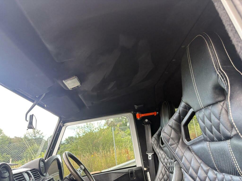 Land Rover Defender 110 110 2.4 Tdci High Capacity Pick Up Green #13