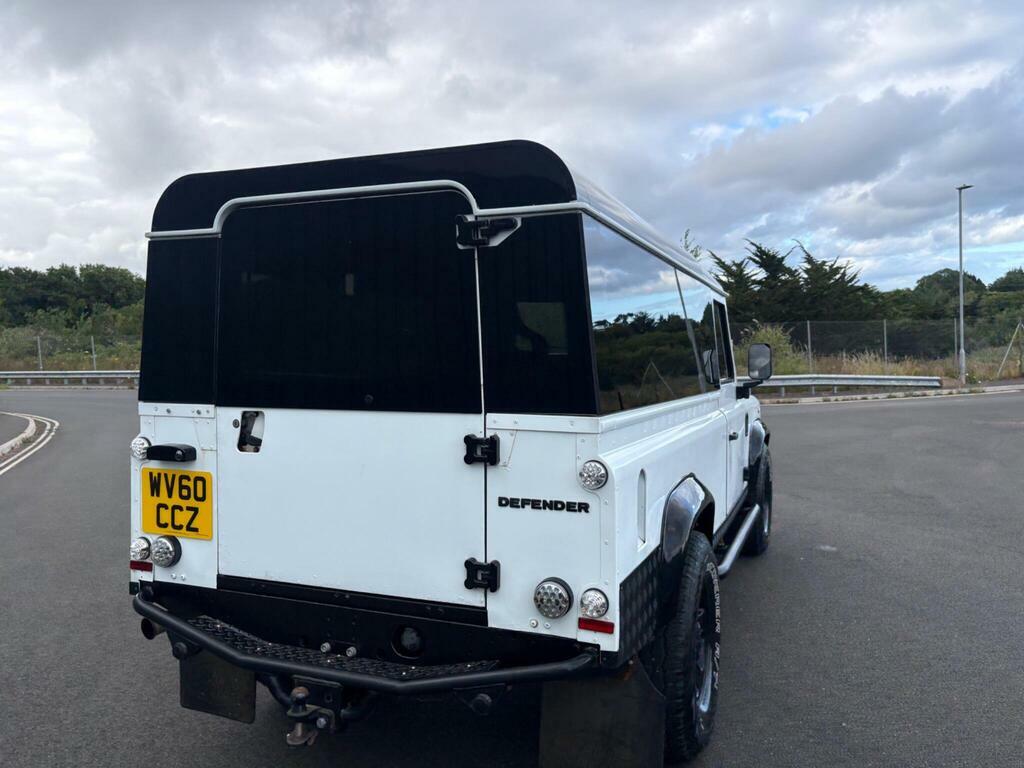 Land Rover Defender 110 110 2.4 Tdci High Capacity Pick Up Green #44
