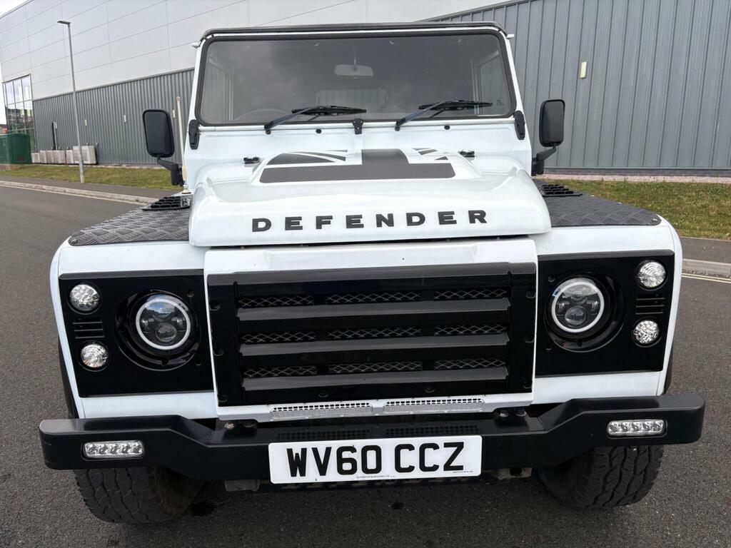 Land Rover Defender 110 2.4 Tdci Utility Wagon 4Wd Mwb Euro 4 White #5