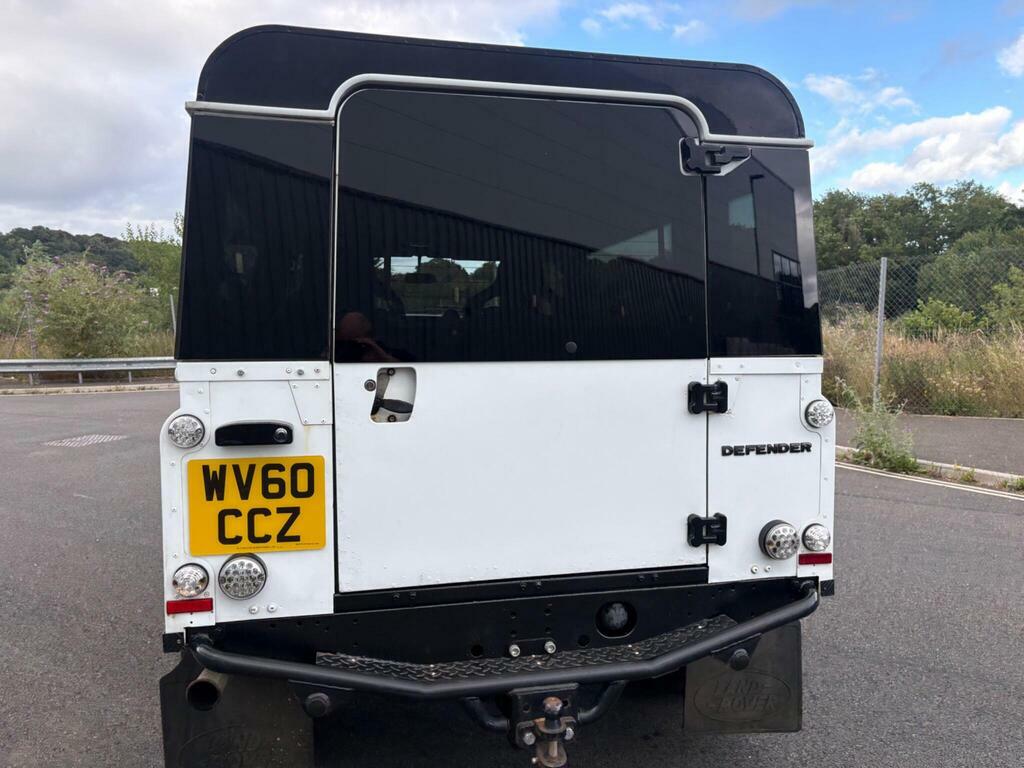 Land Rover Defender 110 110 2.4 Tdci High Capacity Pick Up Green #42