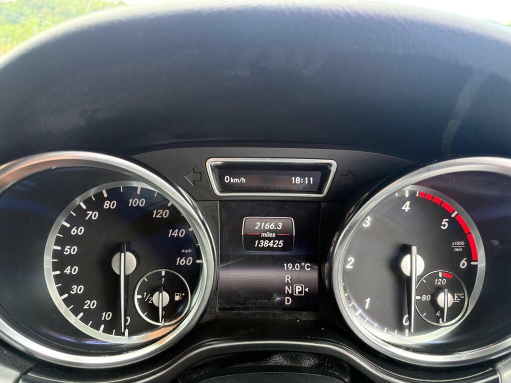 Mercedes-Benz M Class Suv 2.1 Ml250 Bluetec Se Executive G-tronic 4Wd Black #13