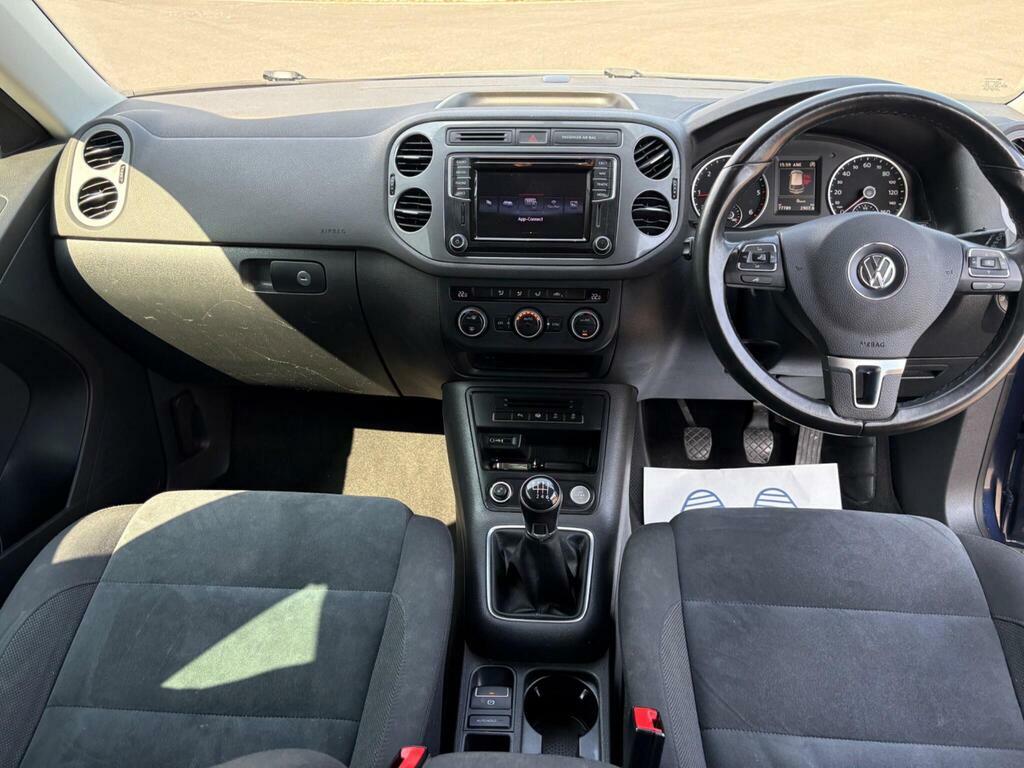 Volkswagen Tiguan 2.0 Tdi Bluemotion Tech Match Edition 2Wd Euro 6 CK65VNM Blue #2