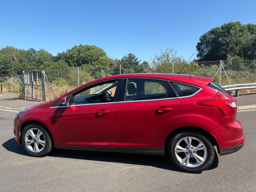 Ford Focus 1.0T Ecoboost Zetec White #18