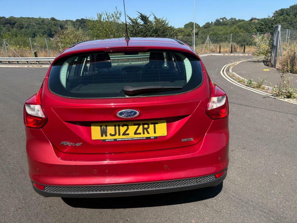 Ford Focus 1.0T Ecoboost Zetec White #24