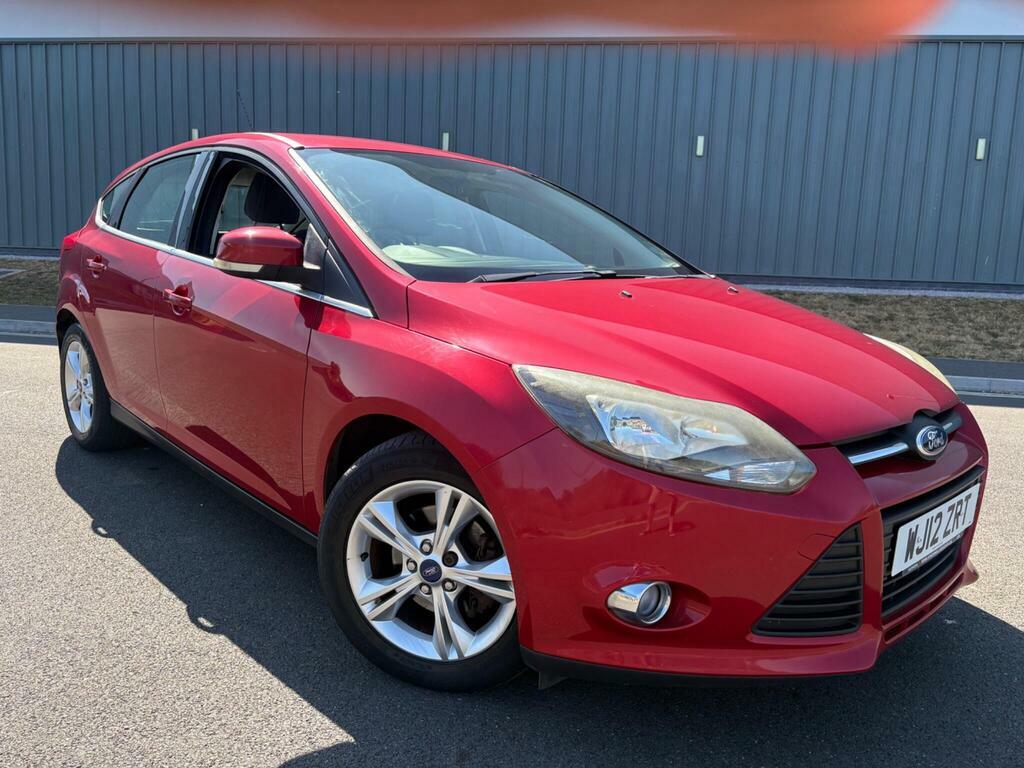 Ford Focus 1.0T Ecoboost Zetec White #1