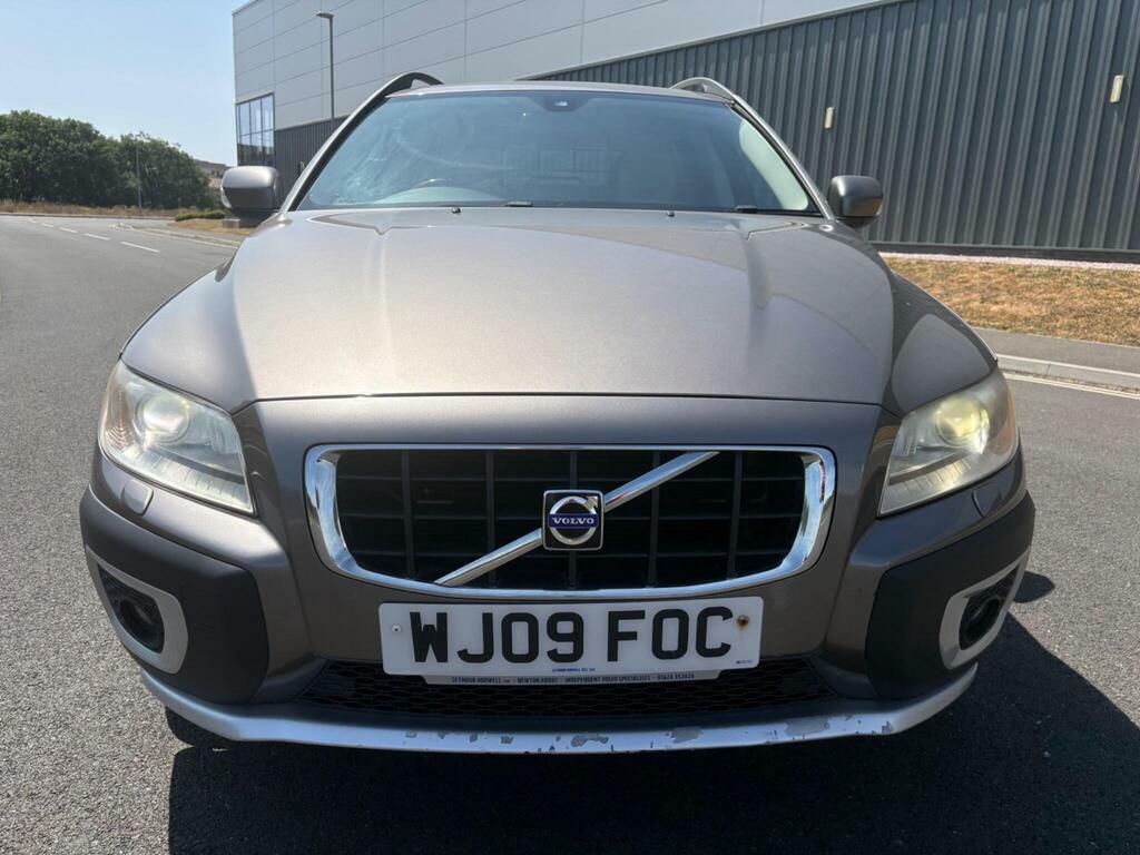 Volvo XC70 2.4 D5 Se Lux Geartronic Awd Euro 4 Grey #2