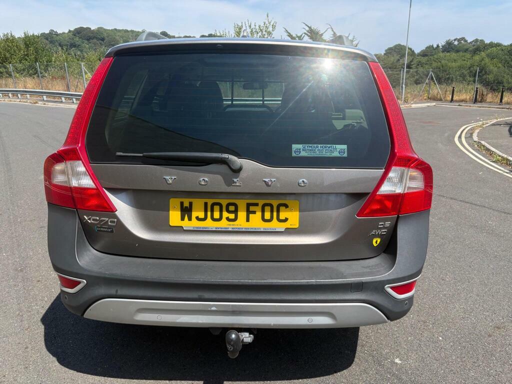 Volvo XC70 2.4 D5 Se Lux Geartronic Awd Euro 4 Grey #4