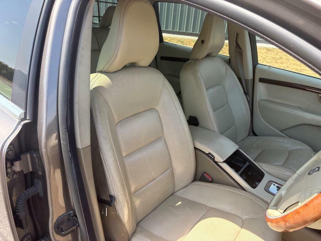 Volvo XC70 D5 Se Premium Awd Grey #16