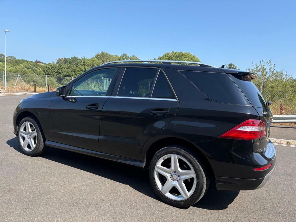 Mercedes-Benz M Class 3.0 Ml350 Bluetec Amg Sport Black #35