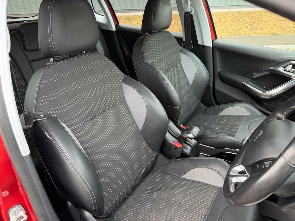 Peugeot 2008 Puretech Ss Gt Line With Panoramic Roof White #7
