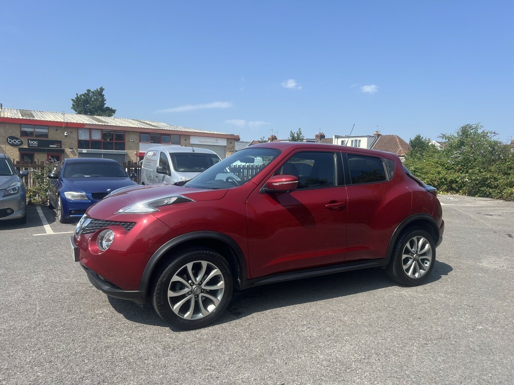 Nissan Juke 1.2 Dig-t Tekna Red #6