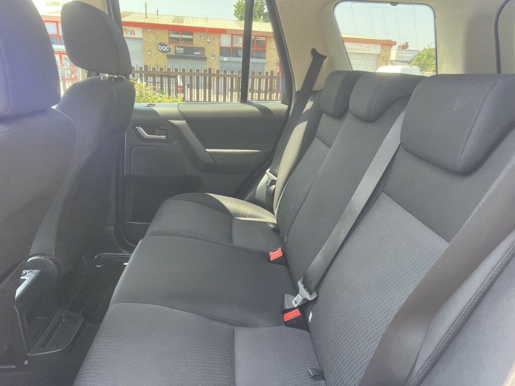 Land Rover Freelander 2 2 2011 60 Gold #14