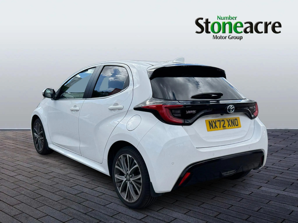 Toyota Yaris 1.5 Hybrid Excel NX72XNO White #4