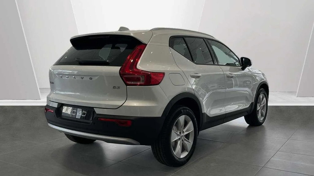 Volvo XC40 Core B3 163 Hp NU75AZO #2