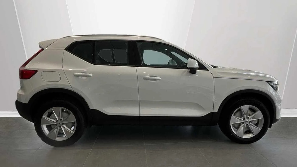 Volvo XC40 Core B3 163 Hp NU75AZO #3
