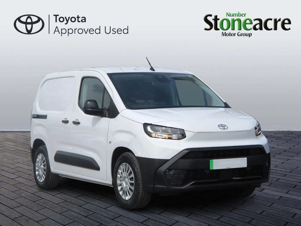 Toyota Proace City 50Kwh Icon Short Panel Van Swb