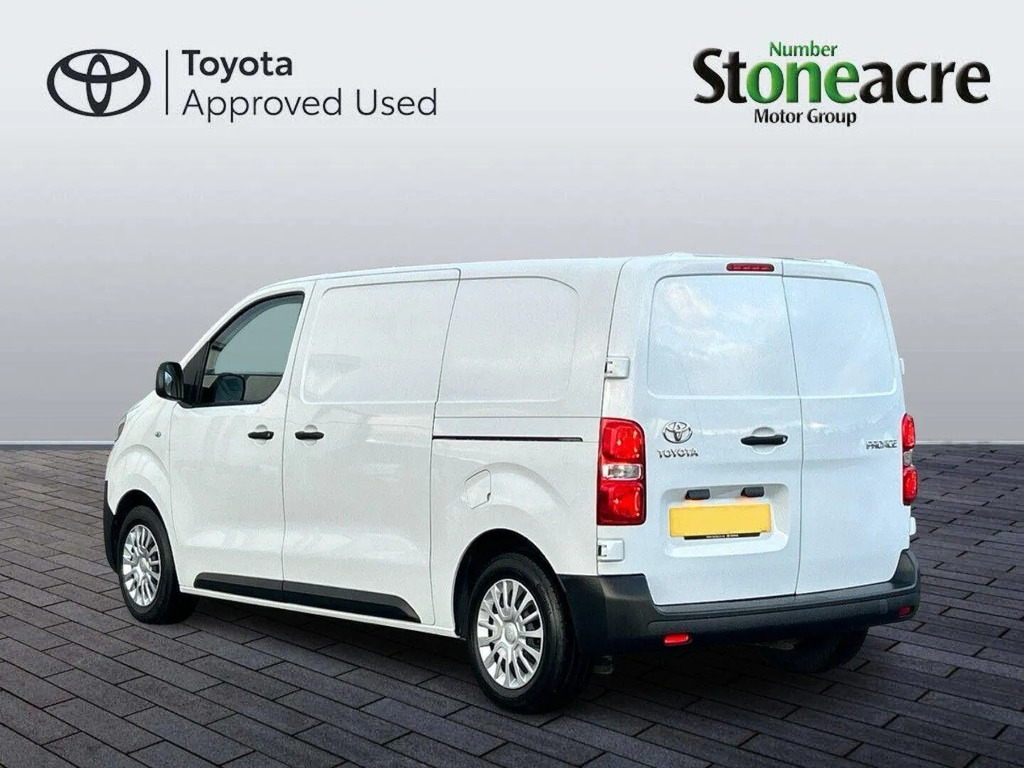 Toyota PROACE 1.5D Icon Medium Panel Van Mwb Euro 6 Ss  #4