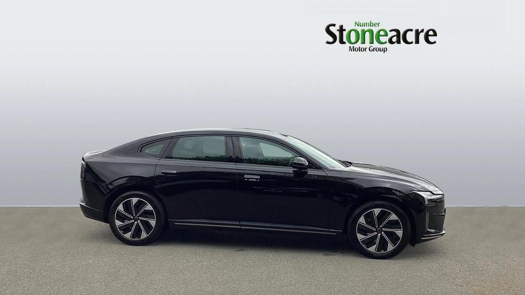 Volvo ES90 Single Motor Extended Range 92Kwh Plus Saloon YM75WMZ #3