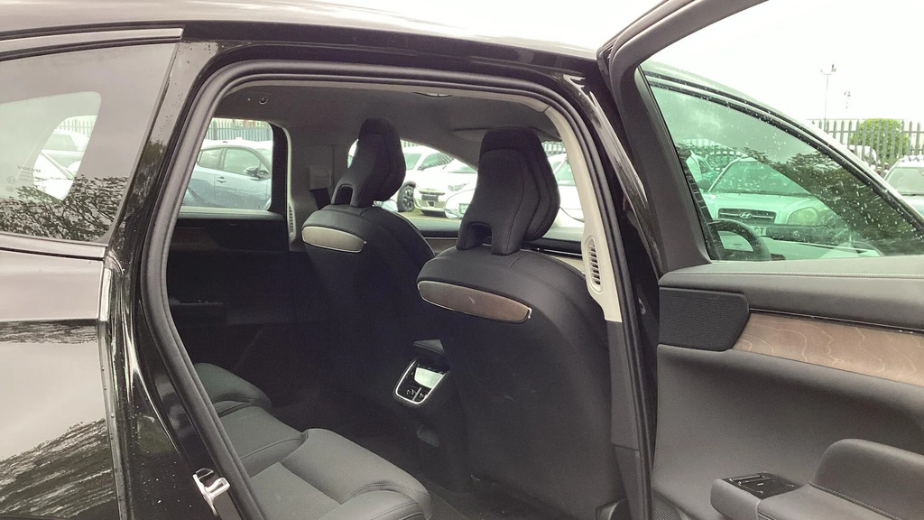 Volvo ES90 Single Motor Extended Range 92Kwh Plus Saloon YM75WMZ #6