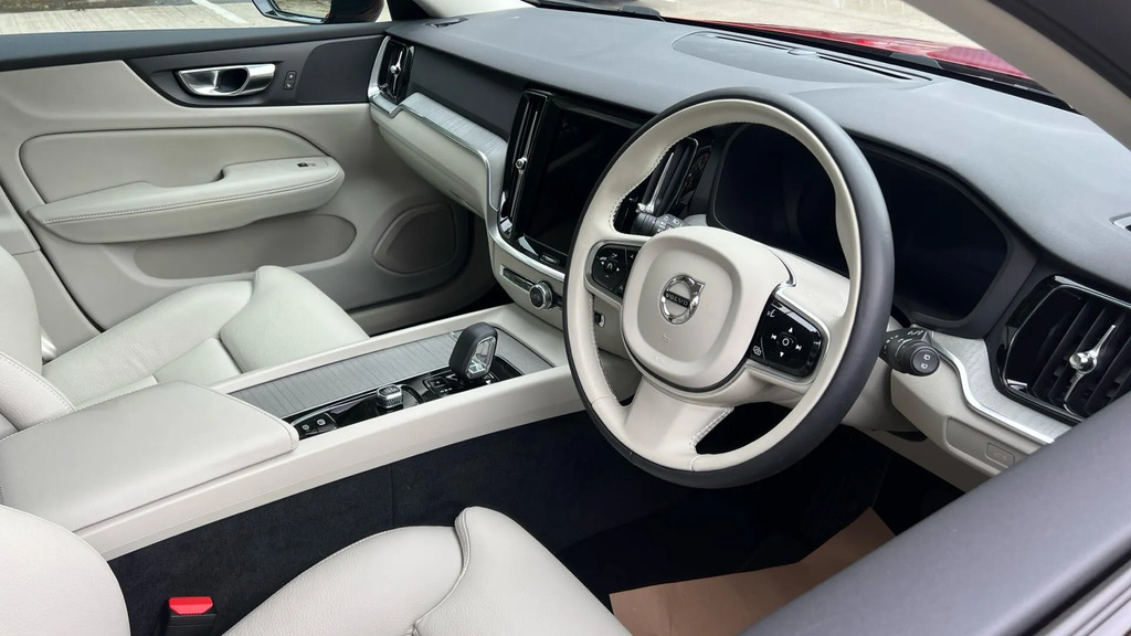 Volvo V60 V60 Plus B4 Mhev Grey #4