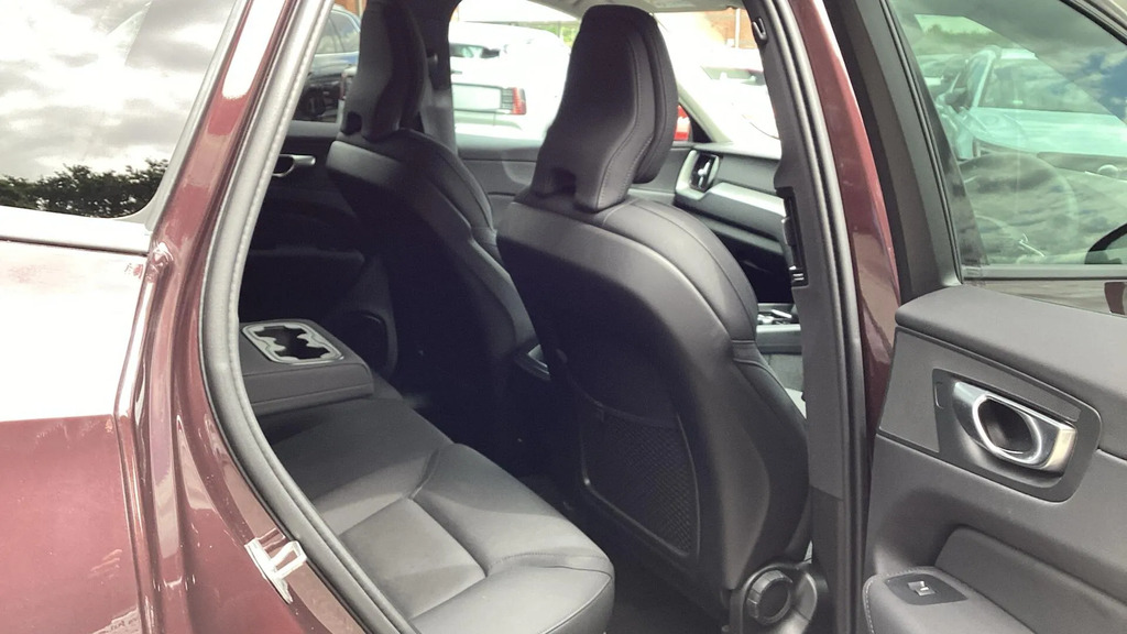 Volvo XC60 2.0 B5 Mhev Core Awd Euro 6 Ss RF25YHJ #6
