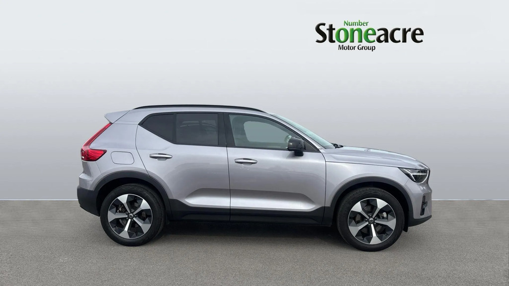 Volvo XC40 2.0 B3p Plus Dark RV75MTJ #3