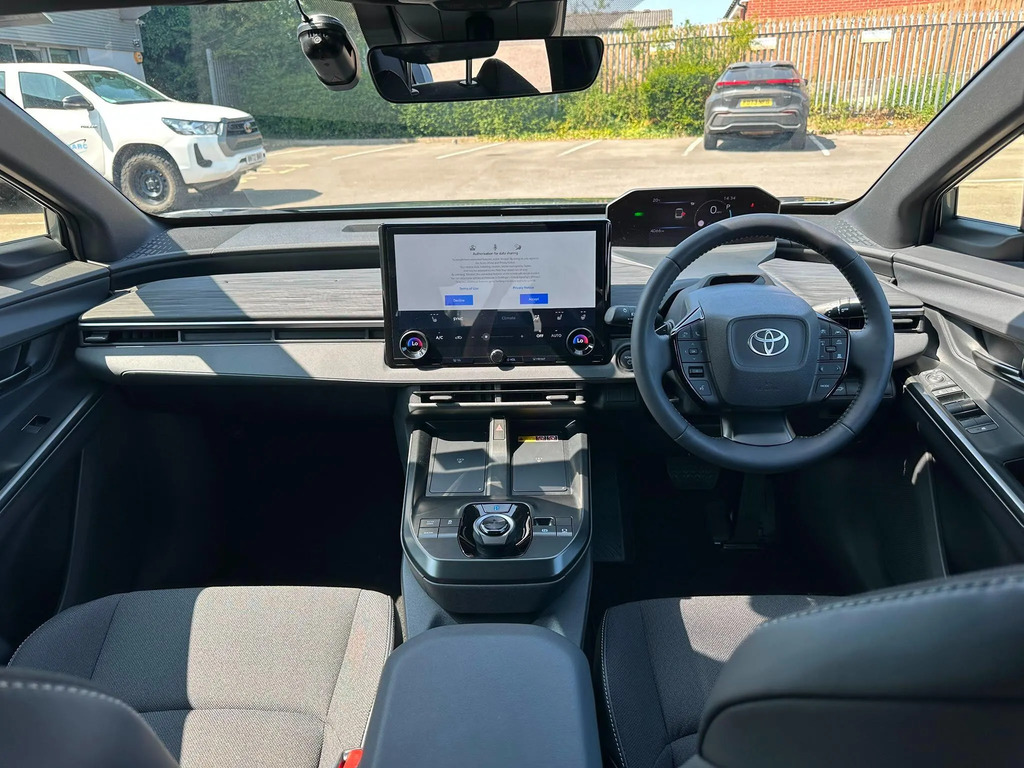 Toyota C-Hr 77Kwh Design