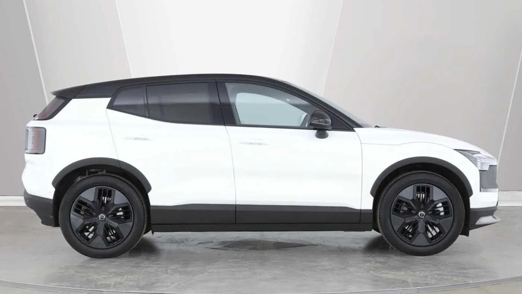 Volvo EX30 Cross Country Twin Performance 69Kwh Ultra Awd #2