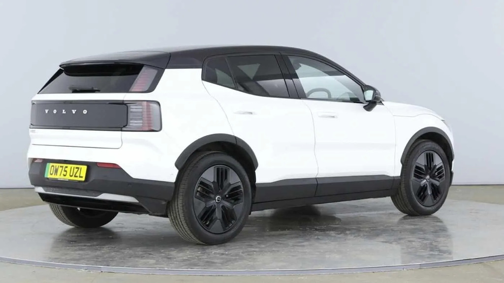 Volvo EX30 Cross Country Twin Performance 69Kwh Ultra Awd #3