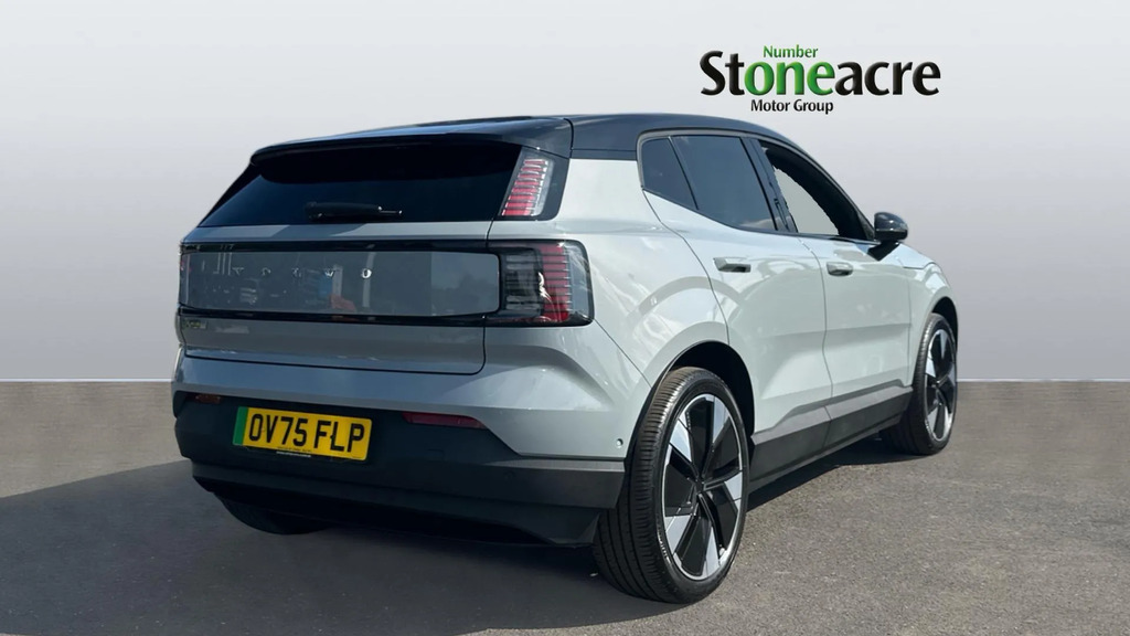 Volvo EX30 Single Motor Extended Range 69Kwh Ultra OV75FLP #2