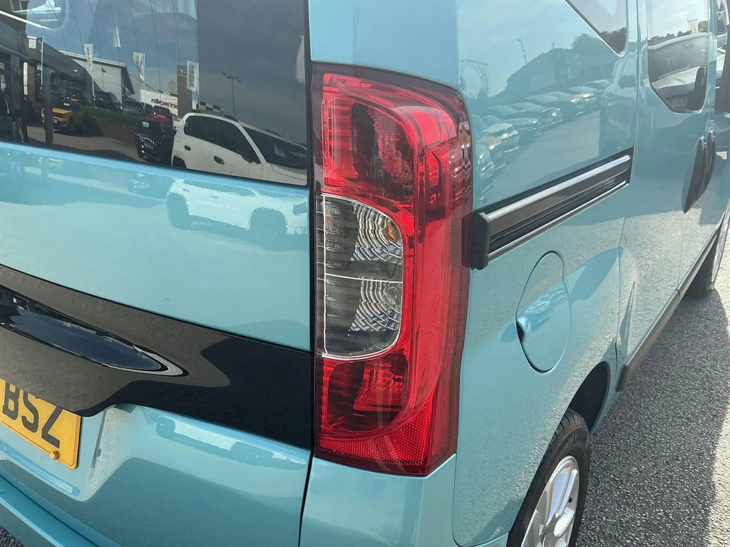 Fiat Qubo 1.4 Lounge Euro Red #30