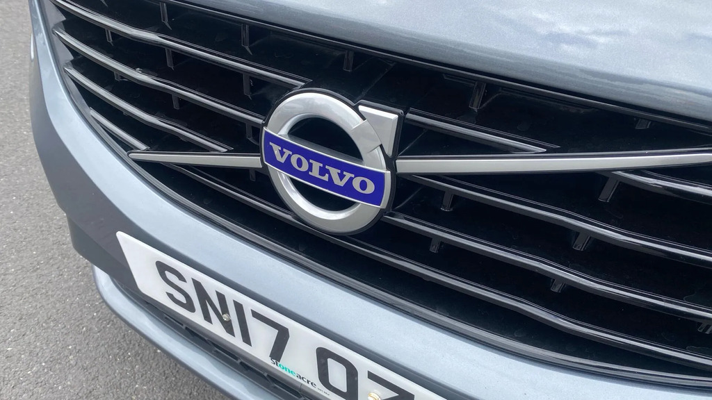 Volvo XC60 2.0 D5 Powerpulse Inscription Pro Awd G Tronic Red #38