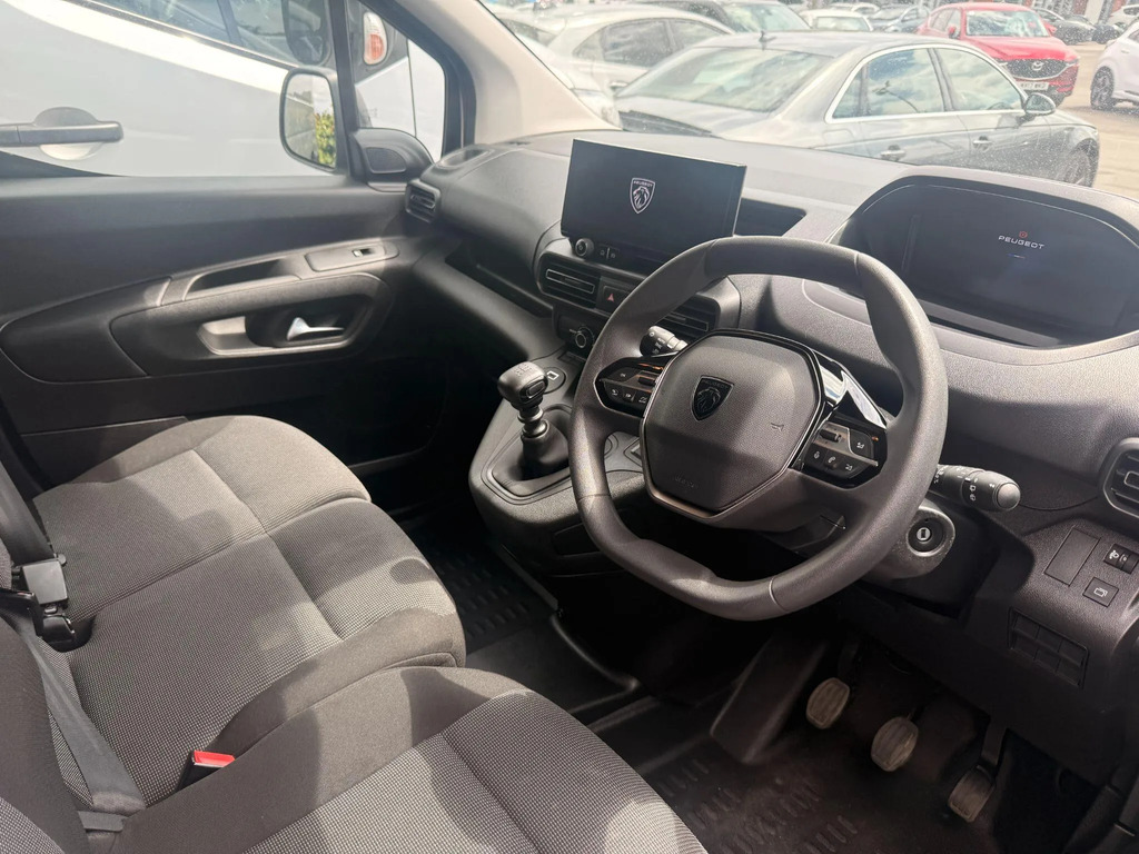 Peugeot Partner 1.5 Bhdi 100 Bhp Long Professional Black #17