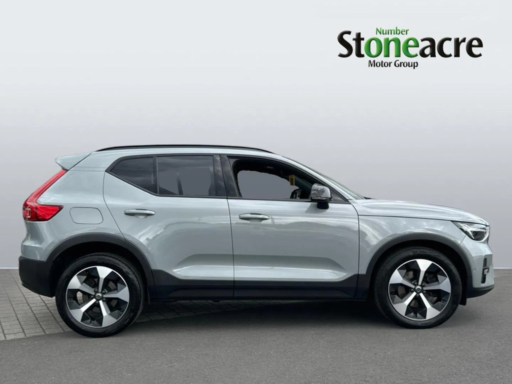 Volvo XC40 Ultimate Dark B3 163 Hp #2