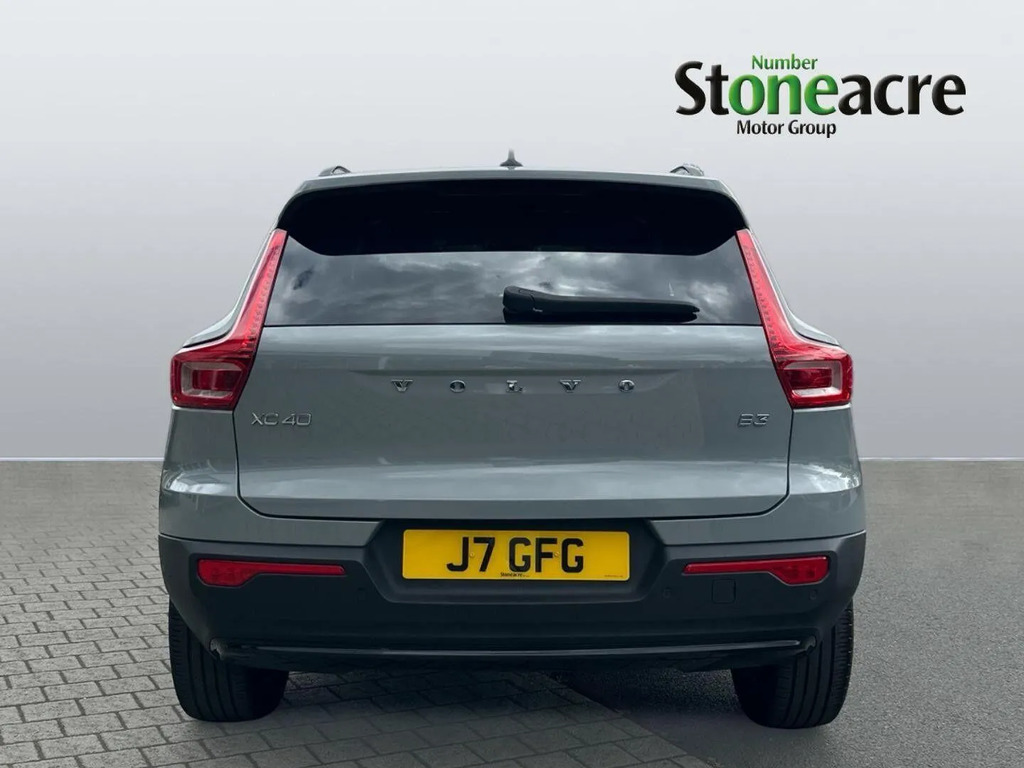 Volvo XC40 Ultimate Dark B3 163 Hp #6