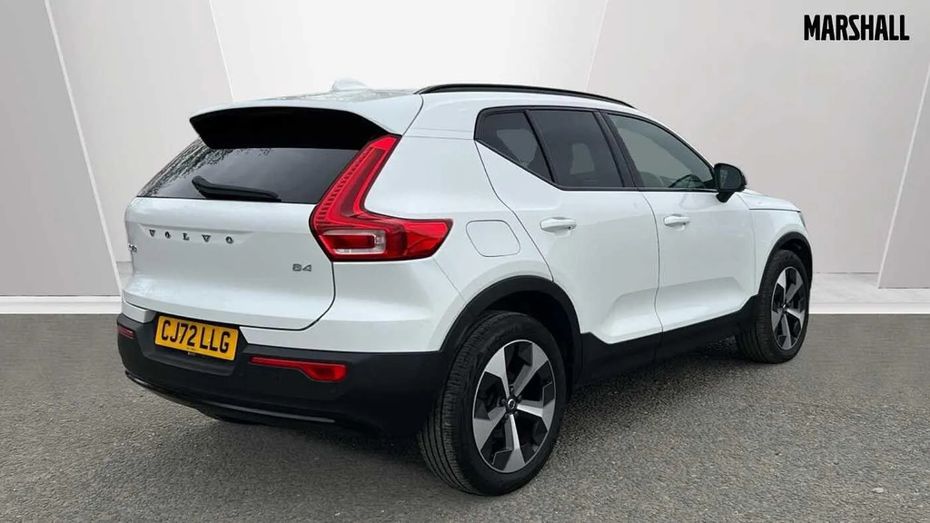 Volvo XC40 2.0 B4p Ultimate Dark CJ72LLG #2