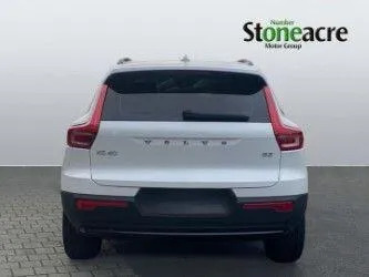Volvo XC40 2.0 B3p Plus Dark #5