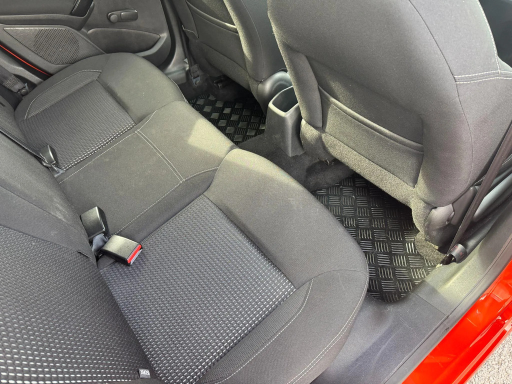 Peugeot 208 1.2 Puretech 110 Allure Eat6 Red #12
